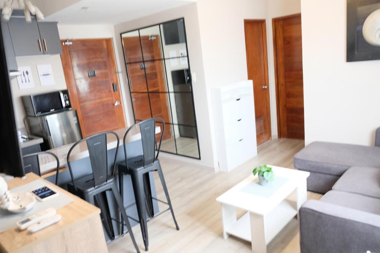 2-Bedroom Boutique City Condo - Newly Renovated! Cebu Exterior foto
