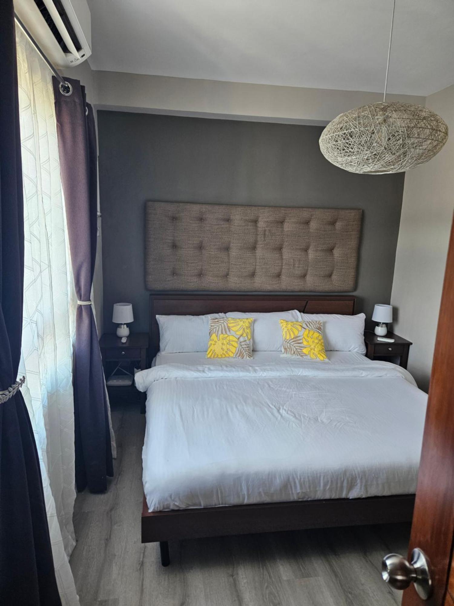 2-Bedroom Boutique City Condo - Newly Renovated! Cebu Exterior foto