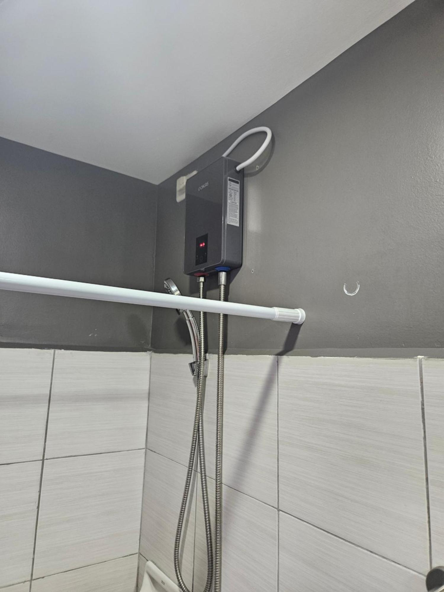 2-Bedroom Boutique City Condo - Newly Renovated! Cebu Exterior foto