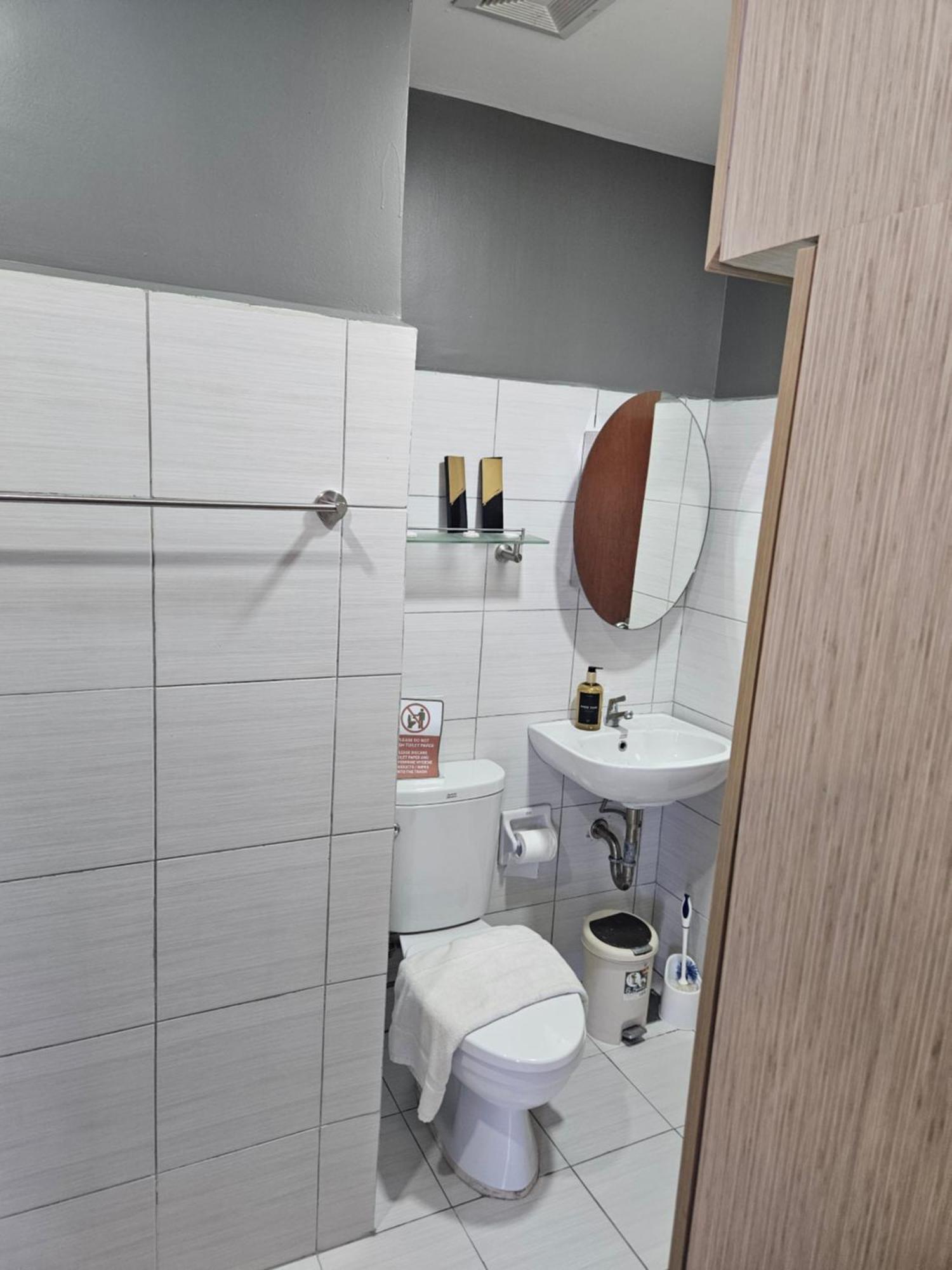 2-Bedroom Boutique City Condo - Newly Renovated! Cebu Exterior foto